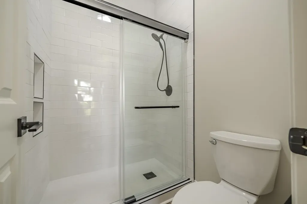 851 Rivers Edge Drive Bath Springs TN 38311