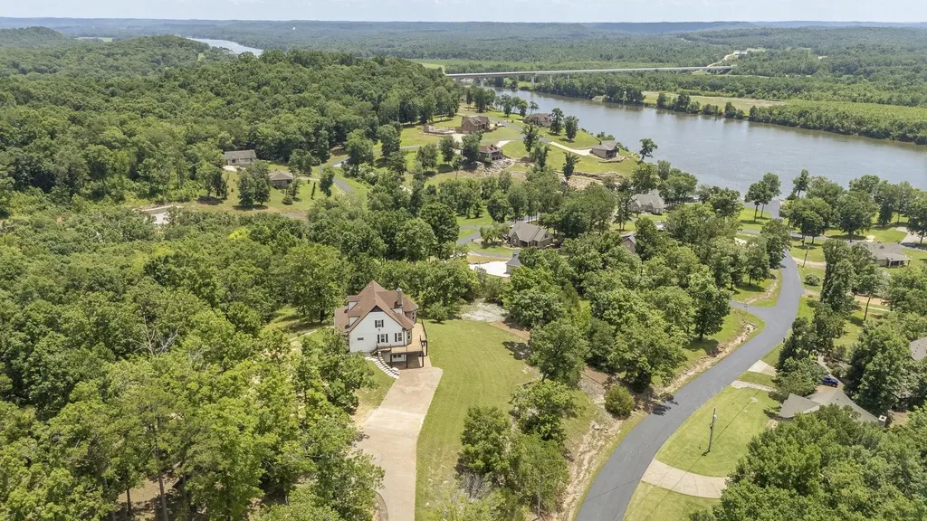 851 Rivers Edge Drive Bath Springs TN 38311