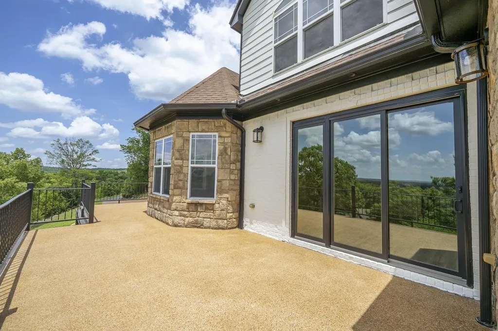 851 Rivers Edge Drive Bath Springs TN 38311