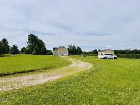 183 Grosch Drive Manchester TN 37355
