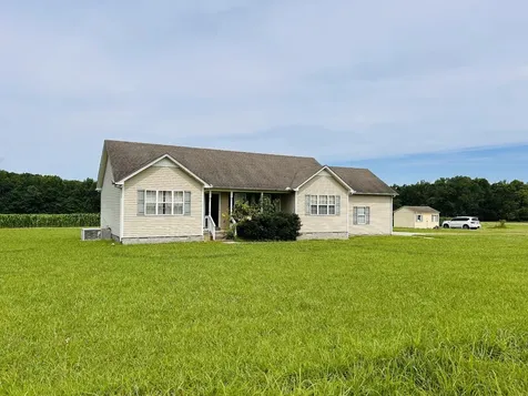 183 Grosch Drive Manchester TN 37355