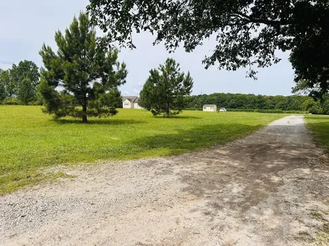 183 Grosch Drive Manchester TN 37355