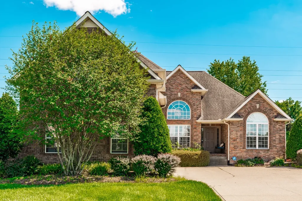 789 Starpoint Drive Gallatin TN 37066