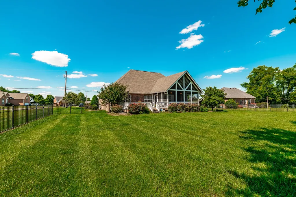 789 Starpoint Drive Gallatin TN 37066