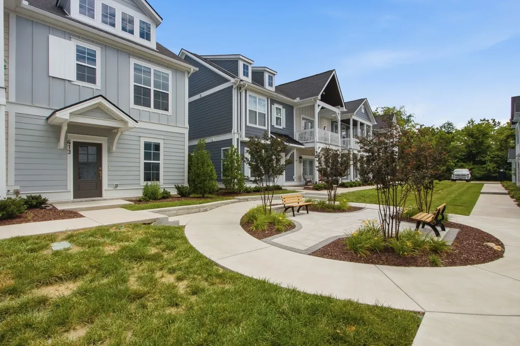413 Drakes Way Spring Hill TN 37174