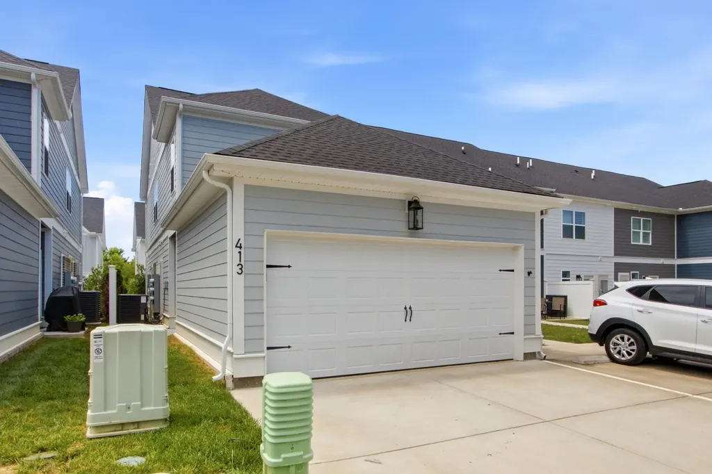 413 Drakes Way Spring Hill TN 37174