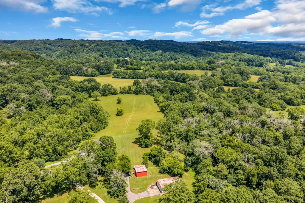 1204 Madison Creek Road Goodlettsville TN 37072