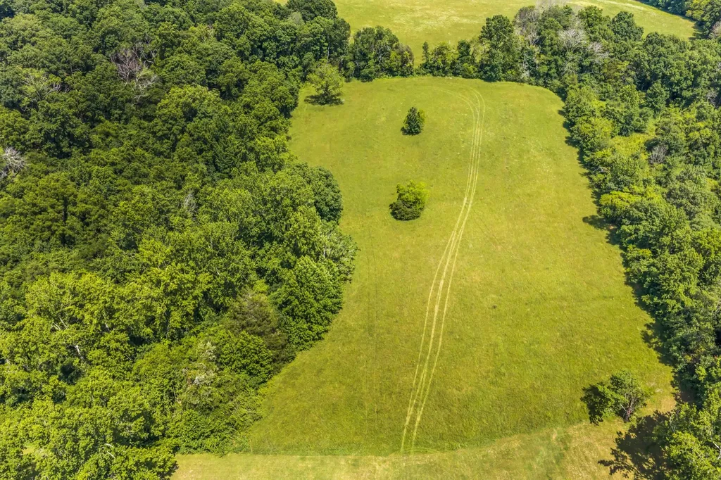 1204 Madison Creek Road Goodlettsville TN 37072