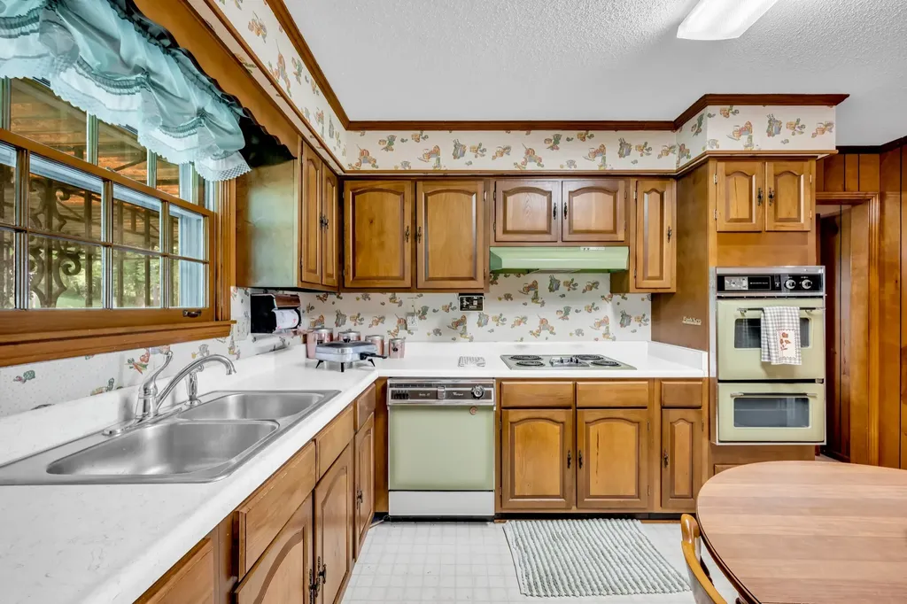 1204 Madison Creek Road Goodlettsville TN 37072