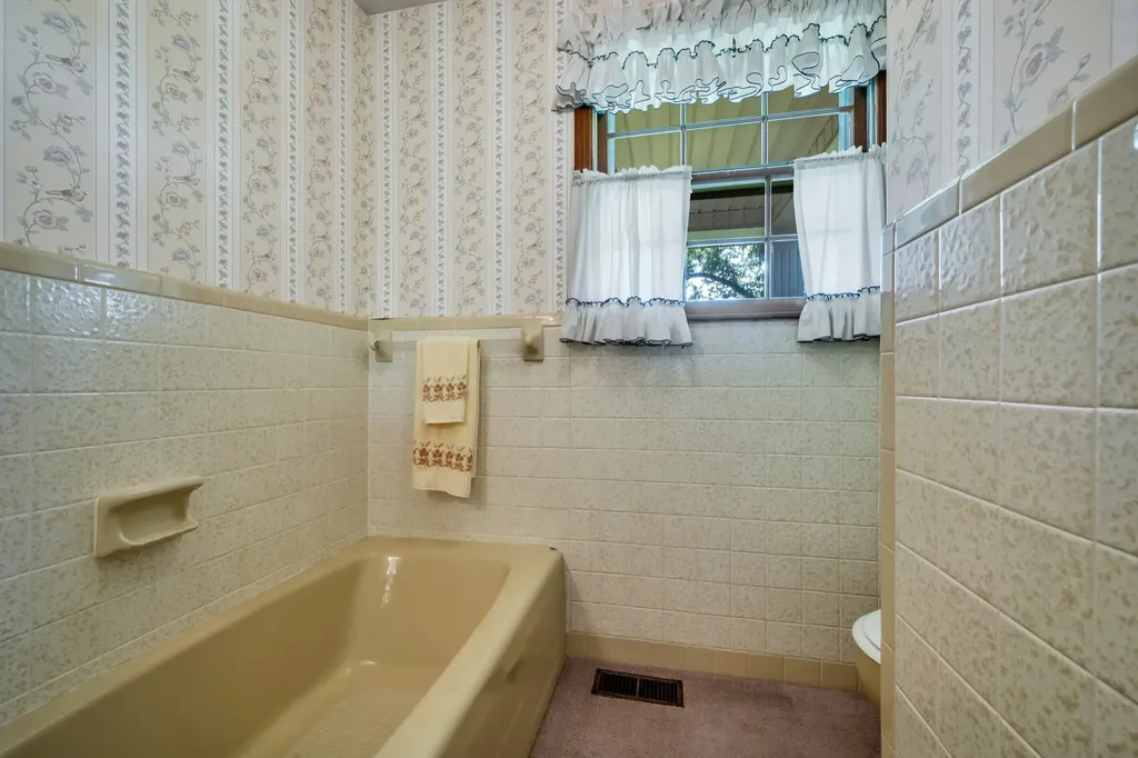 1204 Madison Creek Road Goodlettsville TN 37072