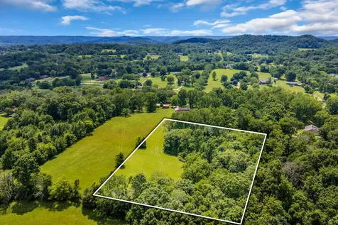 1204 Madison Creek Road Goodlettsville TN 37072