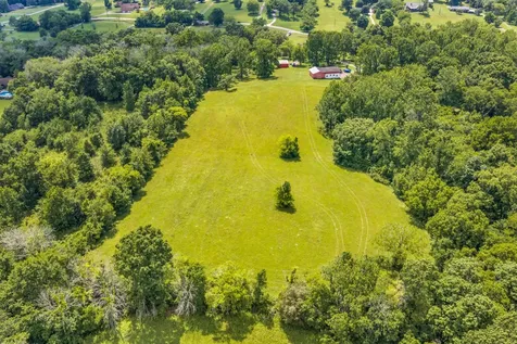 1204 Madison Creek Road Goodlettsville TN 37072