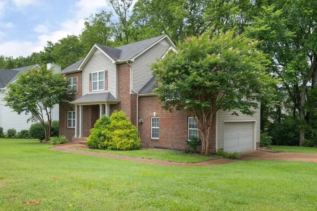 2571 Milton Lane Thompsons Station TN 37179