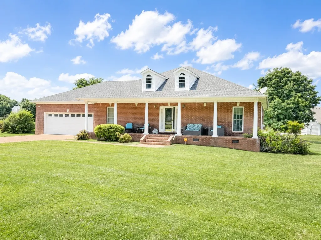 317 Brookside Drive Mount Pleasant TN 38474