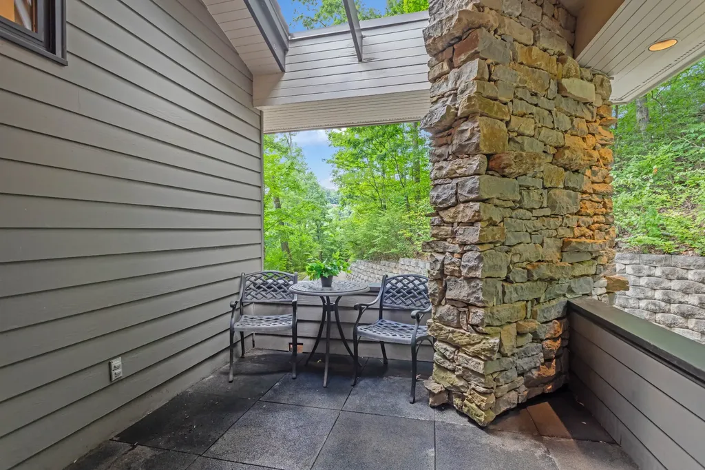 4 Glenn Abbey Nashville TN 37215