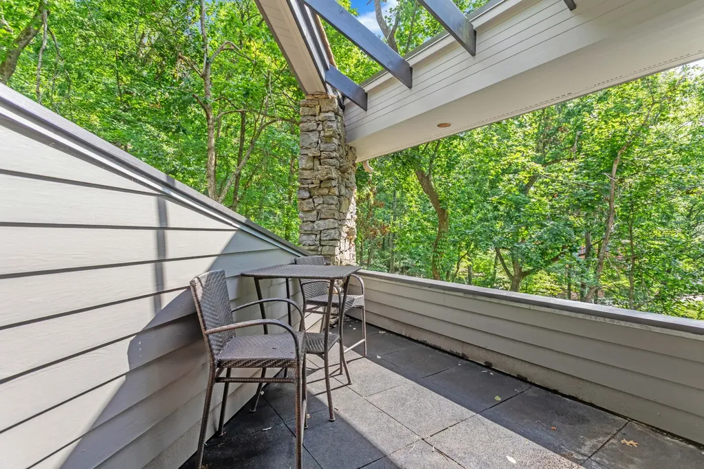 4 Glenn Abbey Nashville TN 37215