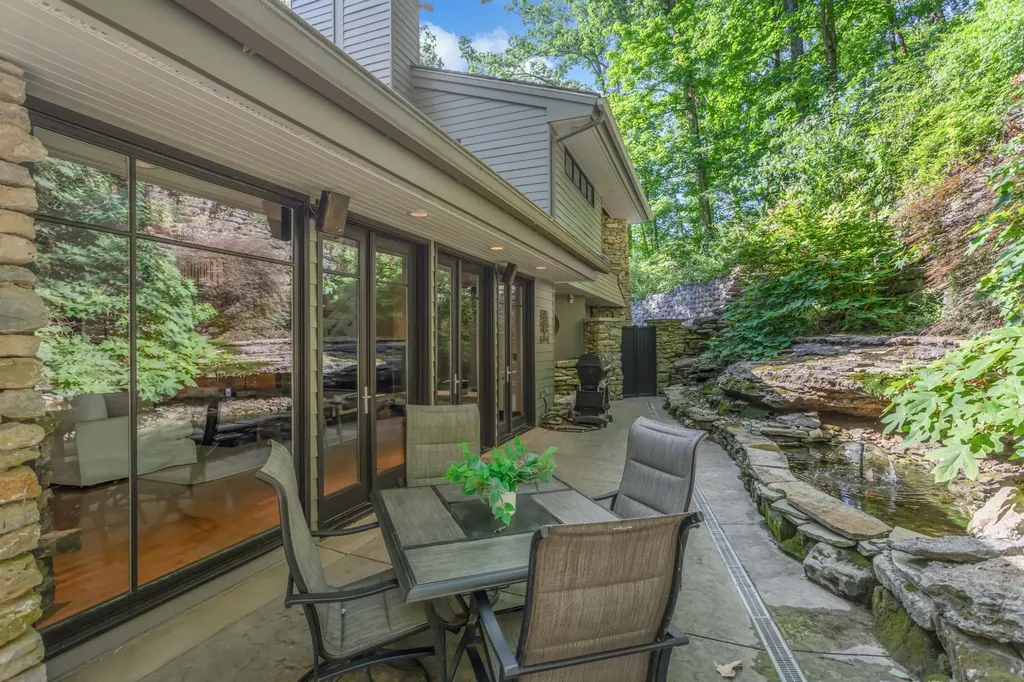 4 Glenn Abbey Nashville TN 37215