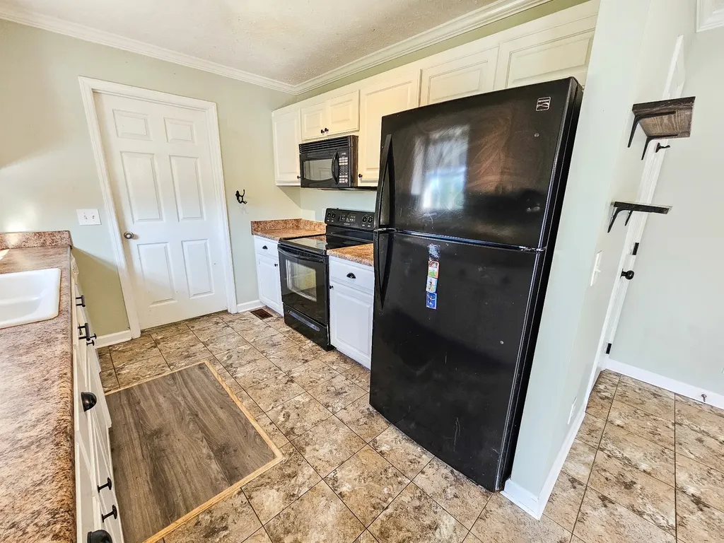 105 Twin Oaks Drive Bell Buckle TN 37020