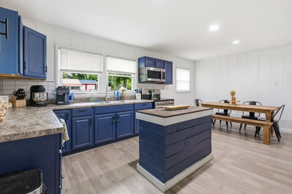 226 N Pine Street Hohenwald TN 38462