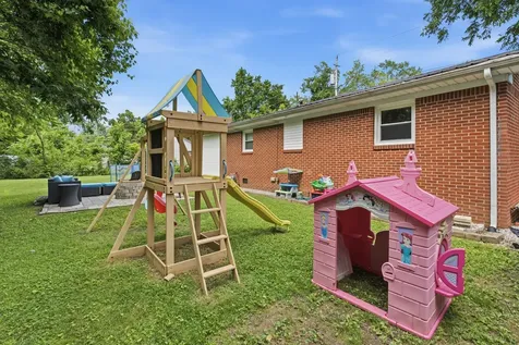 226 N Pine Street Hohenwald TN 38462