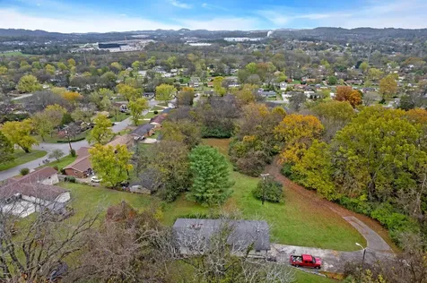 4081 Fairmeade Drive Nashville TN 37218