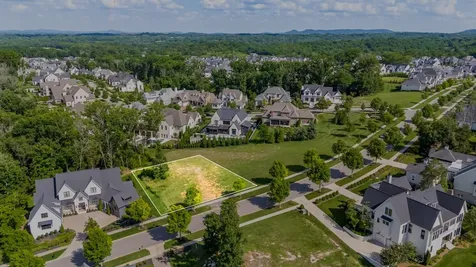 8568 Heirloom Boulevard College Grove TN 37046