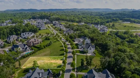 8568 Heirloom Boulevard College Grove TN 37046