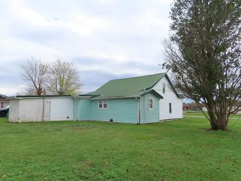1263 Union Camp Road Lafayette TN 37083