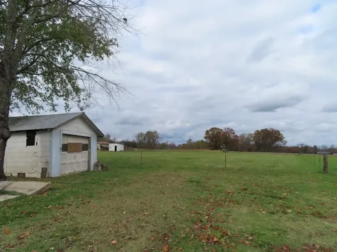 1263 Union Camp Road Lafayette TN 37083