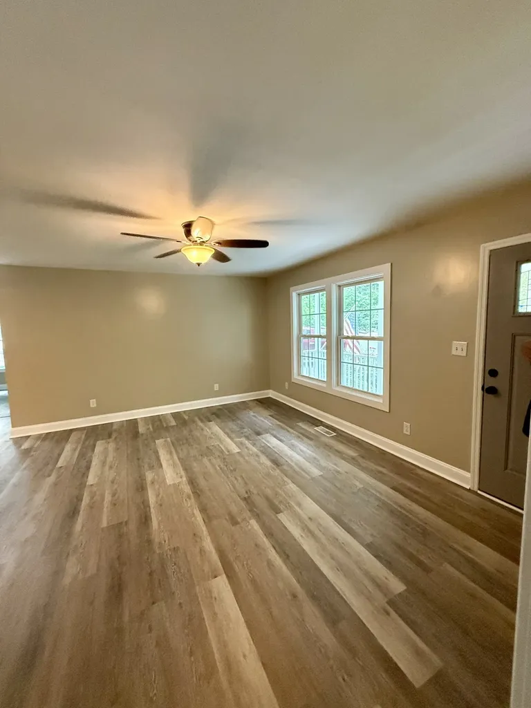 6 Mason Lane Brush Creek TN 38547