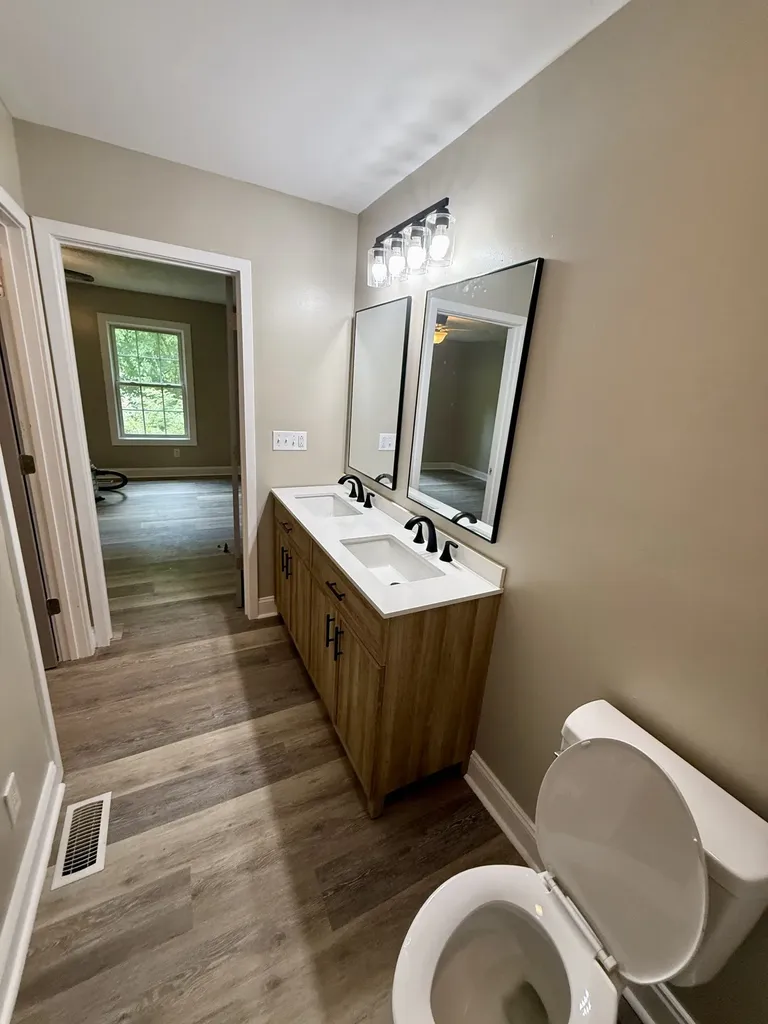 6 Mason Lane Brush Creek TN 38547