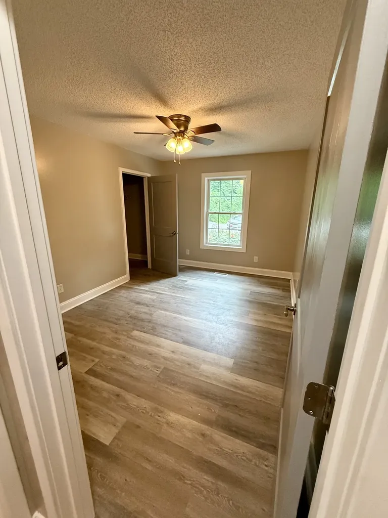 6 Mason Lane Brush Creek TN 38547