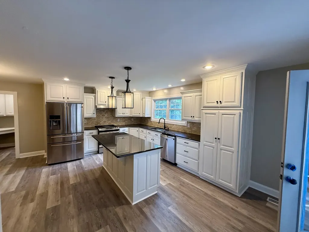 6 Mason Lane Brush Creek TN 38547