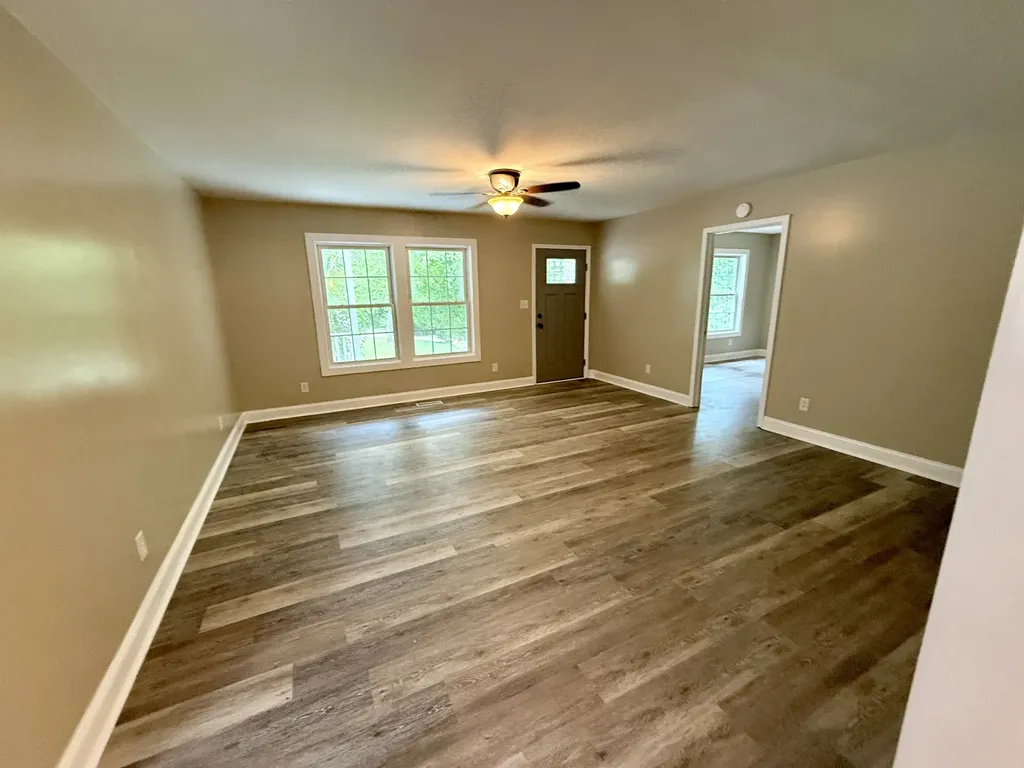6 Mason Lane Brush Creek TN 38547