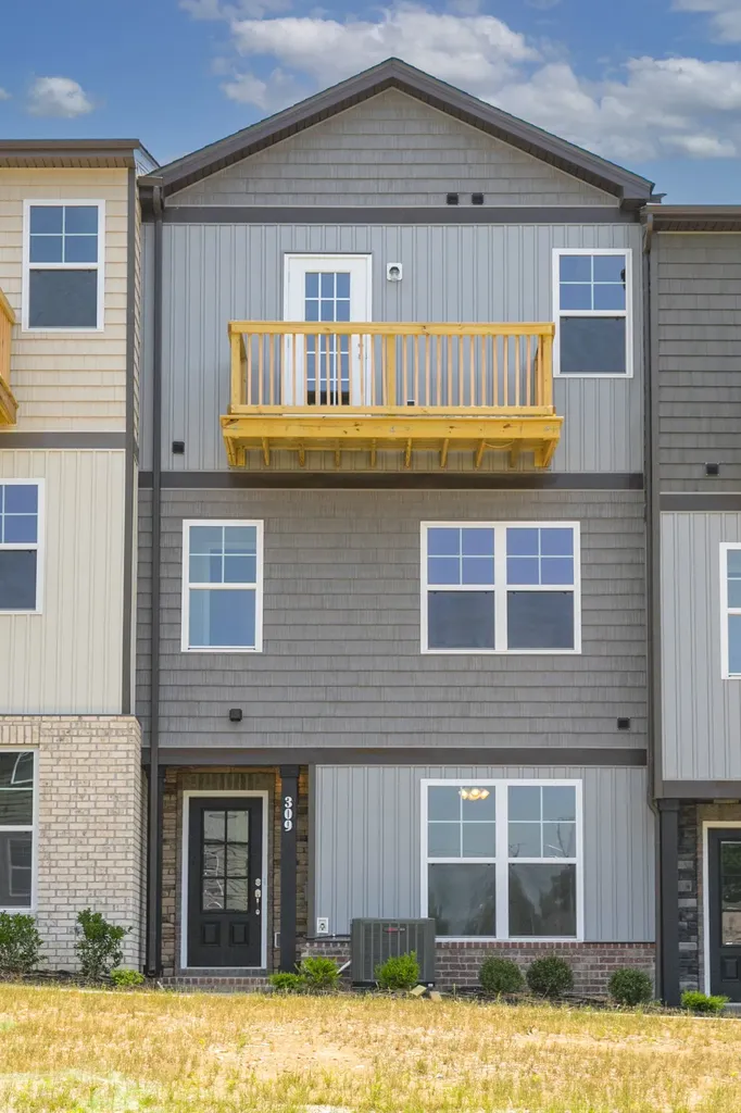 309 Jerry Butler Drive La Vergne TN 37086