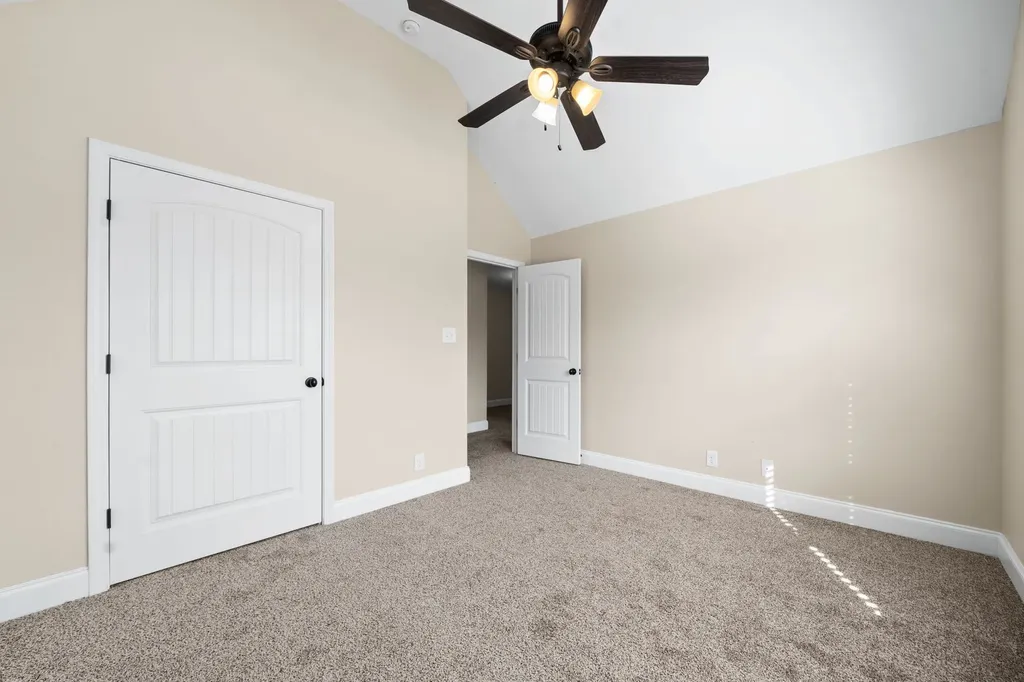 2976 Mcmanus Circle Clarksville TN 37042