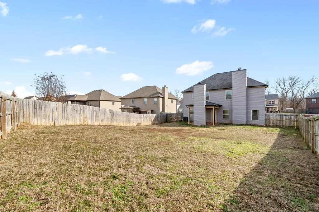 2976 Mcmanus Circle Clarksville TN 37042