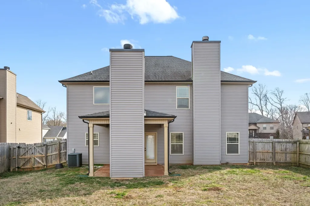 2976 Mcmanus Circle Clarksville TN 37042