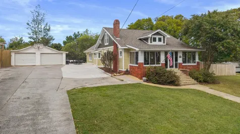 621 Highland Avenue, NW Cleveland TN 37311