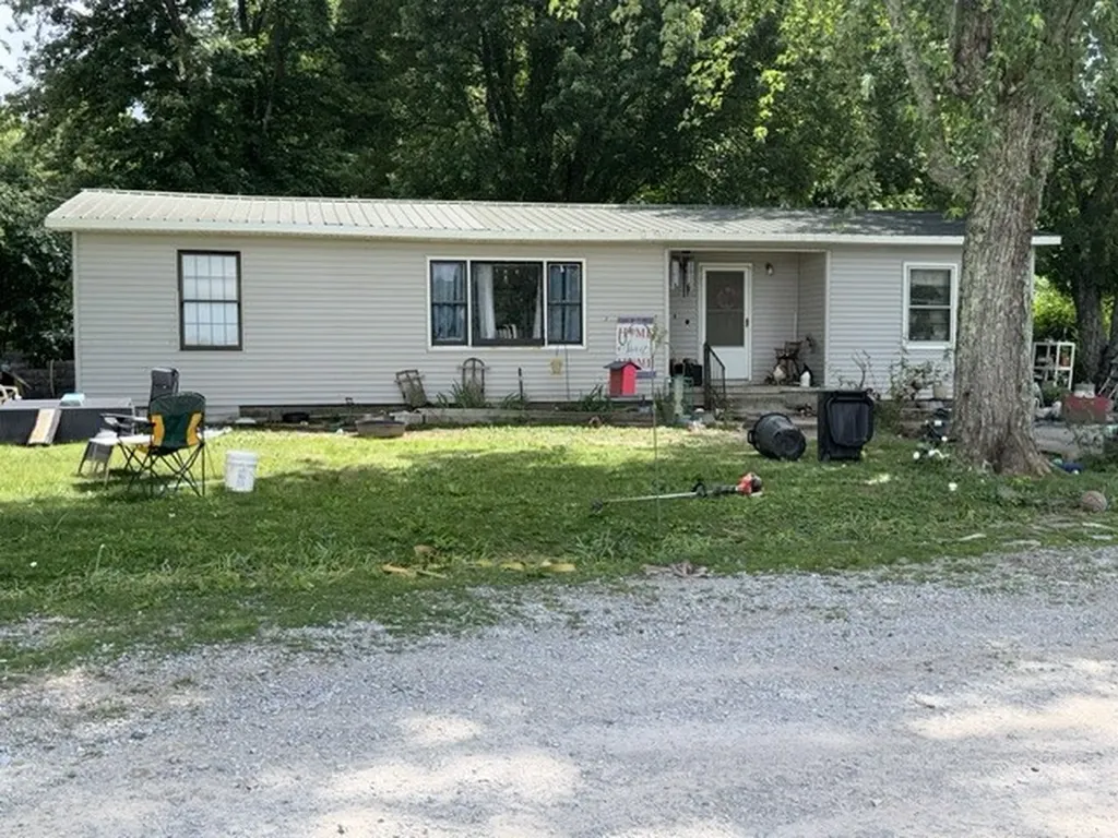 5362 Rowe Gap Road, S Belvidere TN 37306