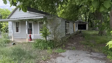 408 S Shephard Street Winchester TN 37398