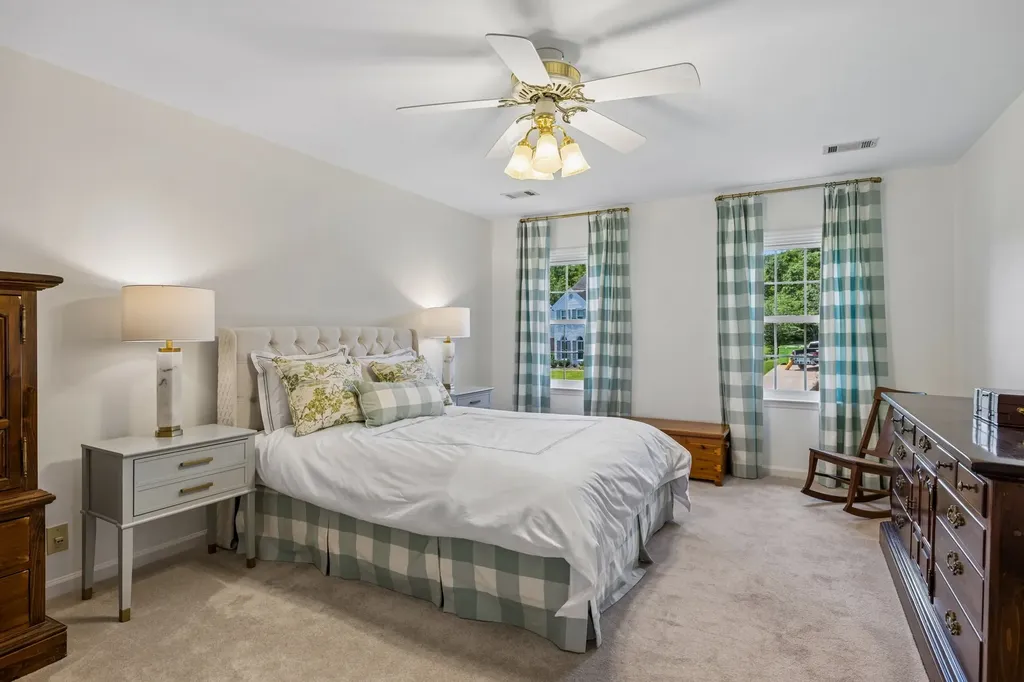 704 Helmsdale Pl, S Brentwood TN 37027