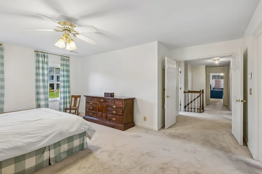 704 Helmsdale Pl, S Brentwood TN 37027