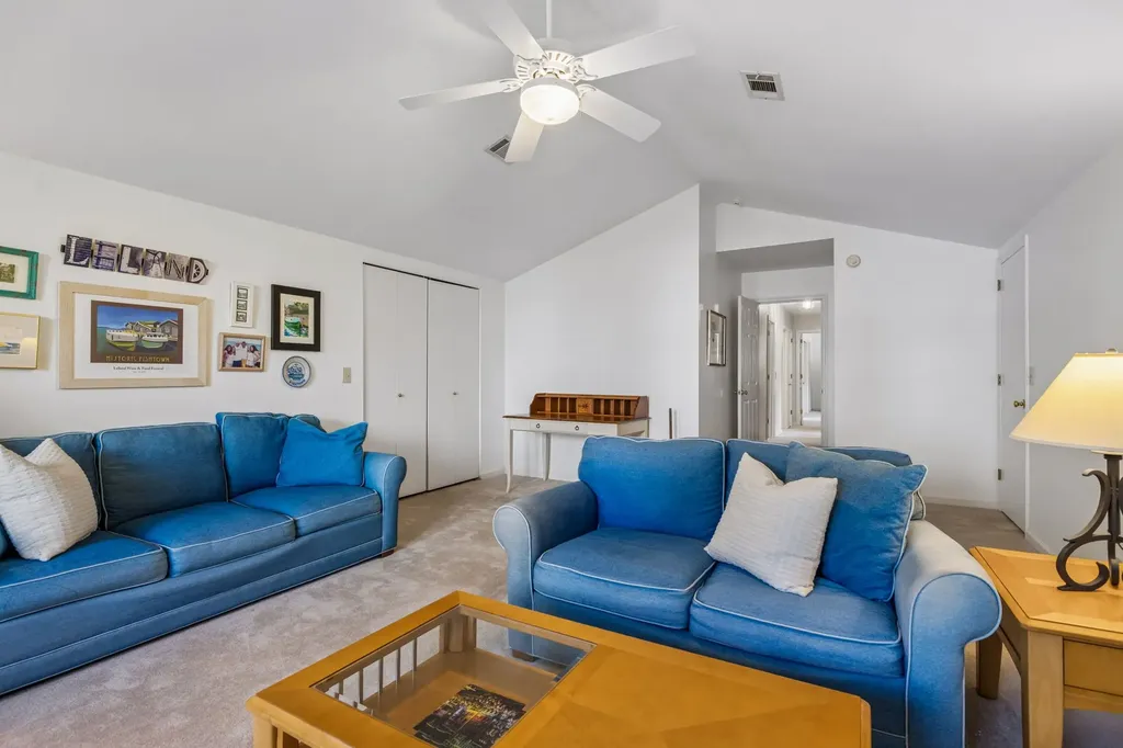 704 Helmsdale Pl, S Brentwood TN 37027