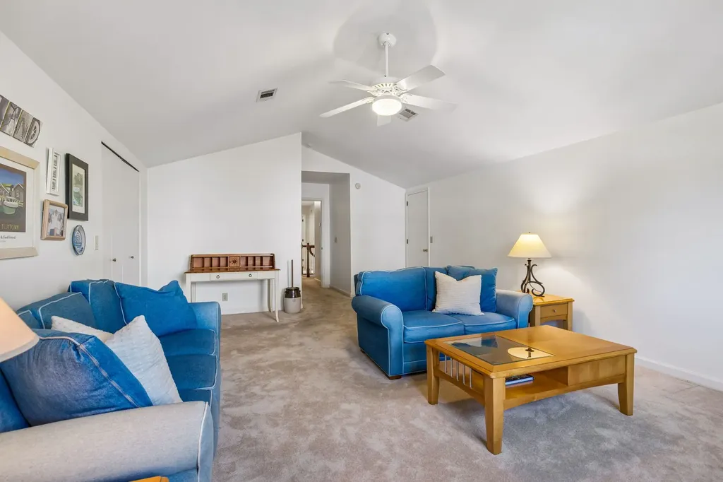 704 Helmsdale Pl, S Brentwood TN 37027