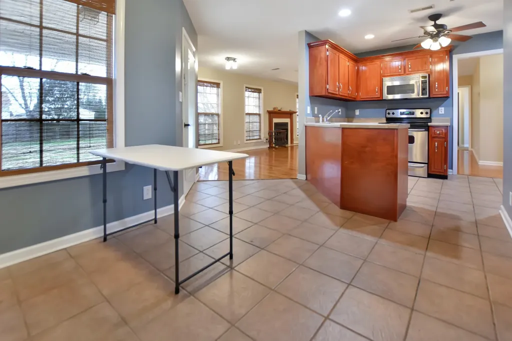 3896 Gaine Drive Clarksville TN 37040