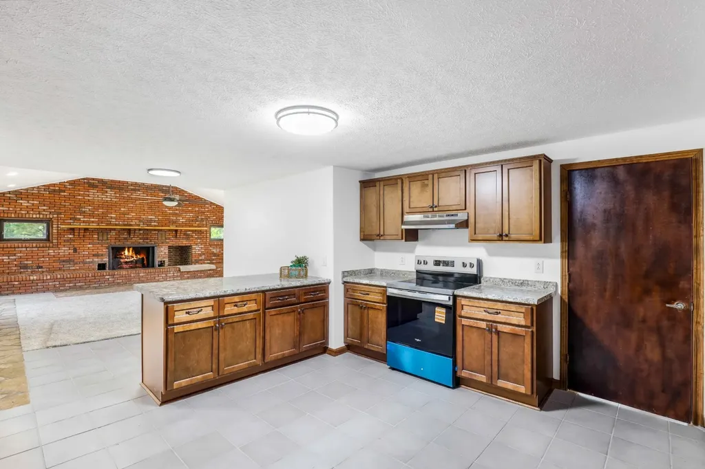 239 Wayne Threatt Road Dover TN 37058