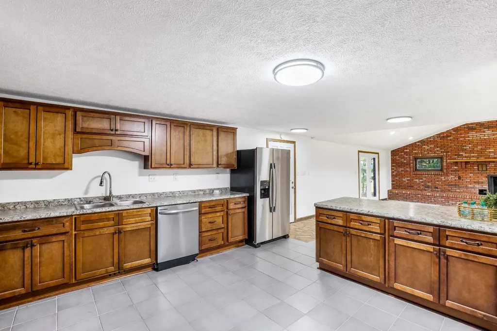 239 Wayne Threatt Road Dover TN 37058