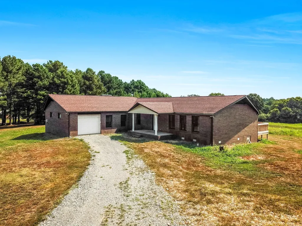 239 Wayne Threatt Road Dover TN 37058