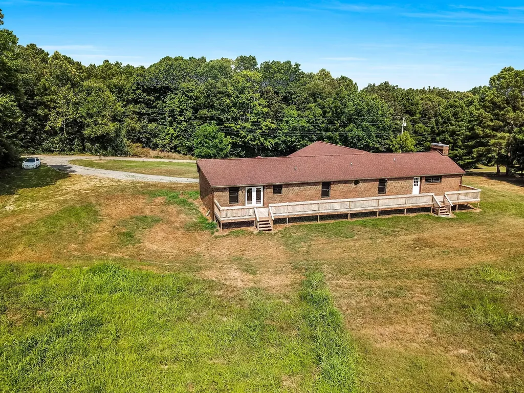 239 Wayne Threatt Road Dover TN 37058